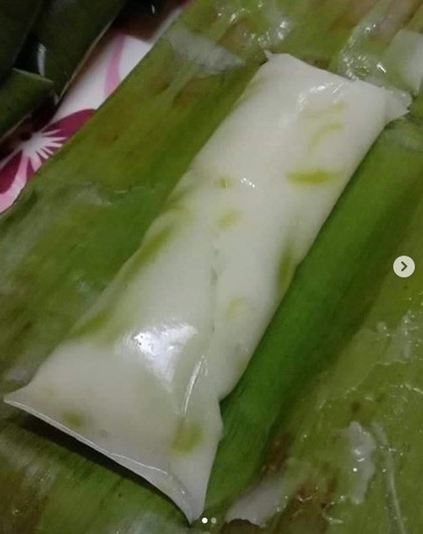 Malaysian Banana-Wrapped Cendol Dessert