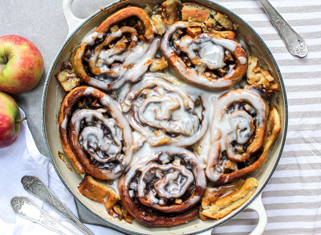 Apple and Cinnamon Rolls