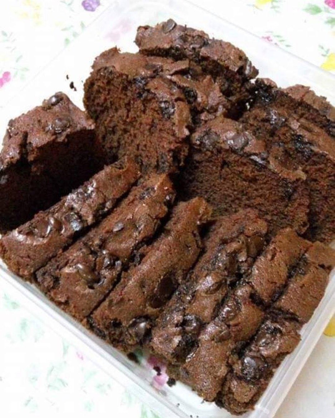 Easy Chocolate Chip Cake