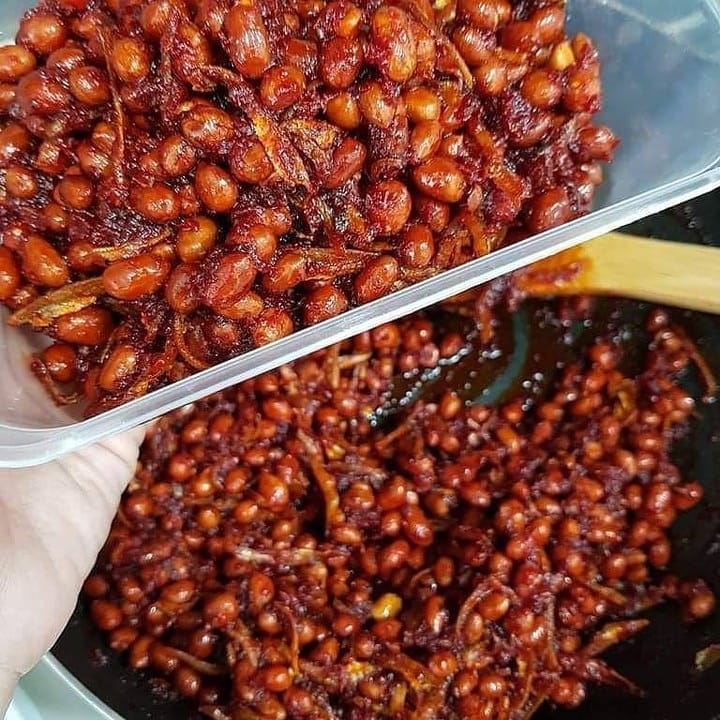 Spicy Sweet Peanut Anchovy Sambal