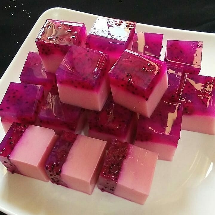 Dragon Fruit Agar Pudding