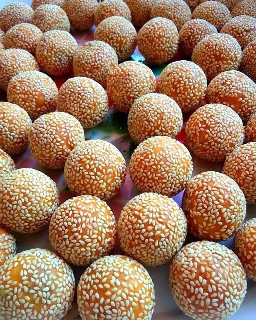 Fried Sesame Sweet Potato Kuih