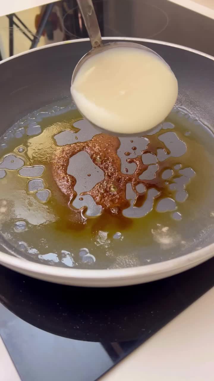Caramelized Milk Pudding in a Pan