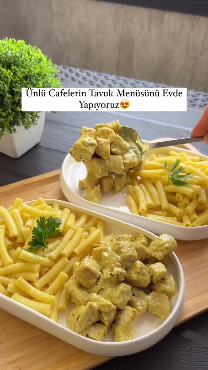 Turmeric Pasta with Curried Chicken