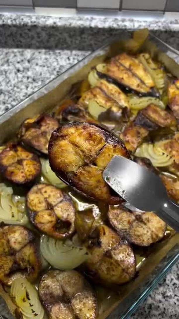 Baked Mackerel with Lemon Garlic Marinade