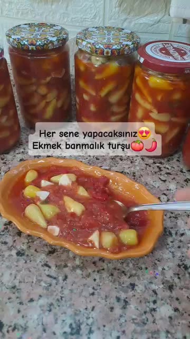 Spicy Pepper and Tomato Pickle