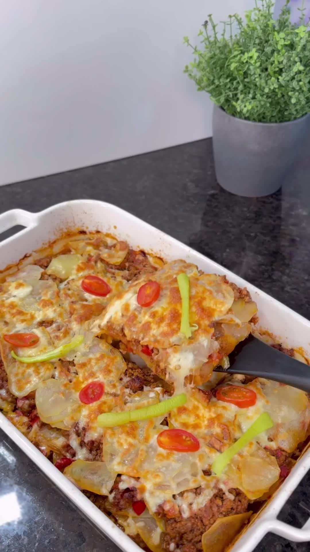 Minced Meat and Potato Casserole