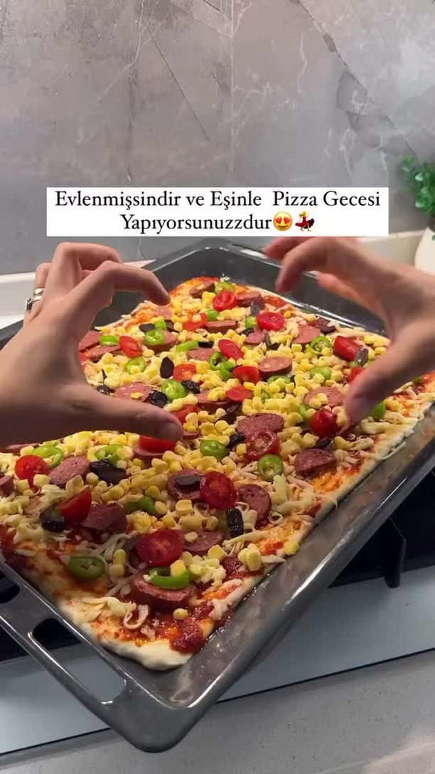 Simple Homemade Pizza