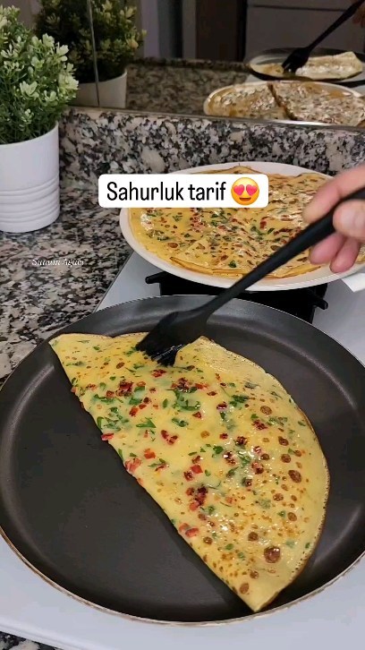 Easy Cheese-Filled Crepe Boregi