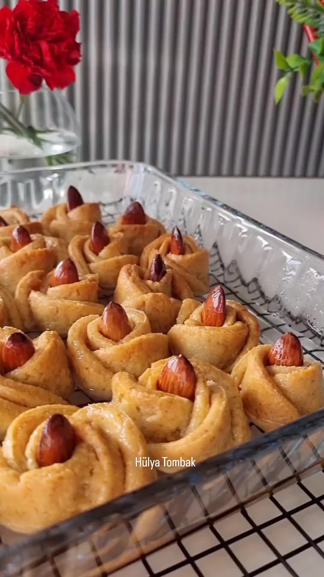 Turkish Rose-Shaped Pastry