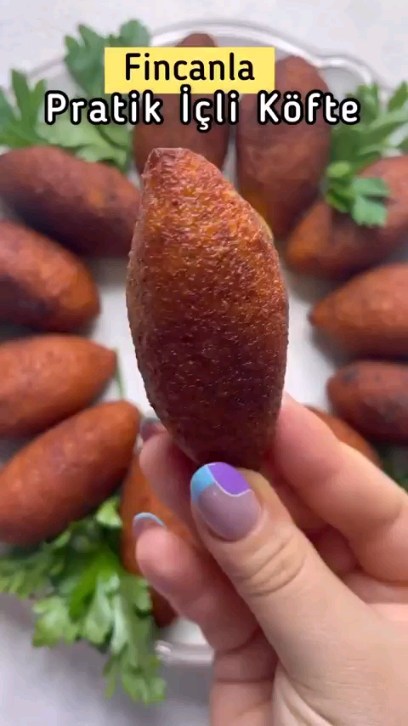 Turkish Stuffed Bulgur Köfte