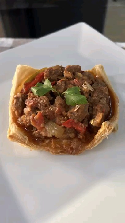 Puff Pastry Beef Sauté Casserole