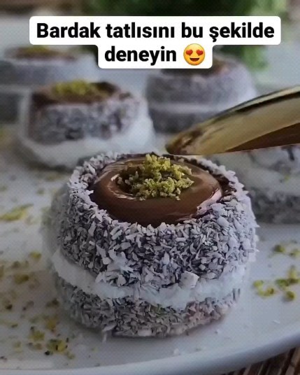 Layered Chocolate Pudding Cup Dessert