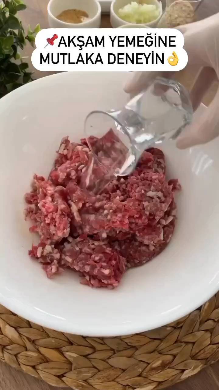 Tekirdağ Style Turkish Meatballs