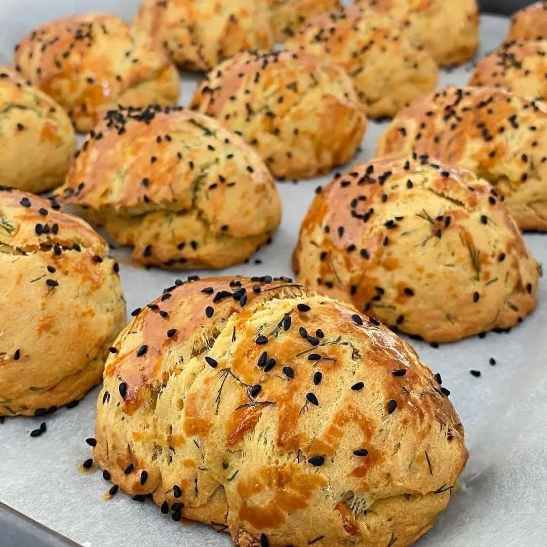 Turkish Dill and Carrot Poğaça