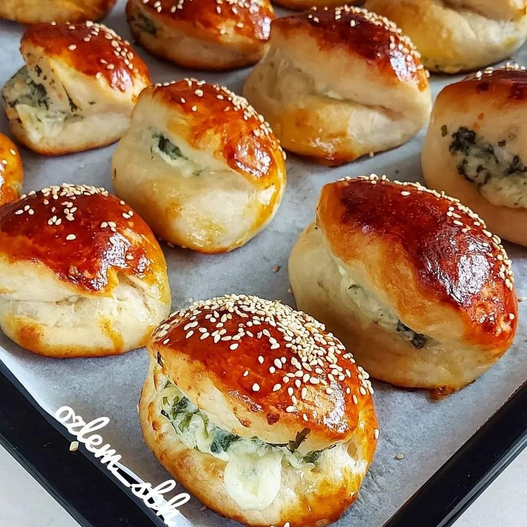 Turkish Cheese-Filled Pastry Rolls