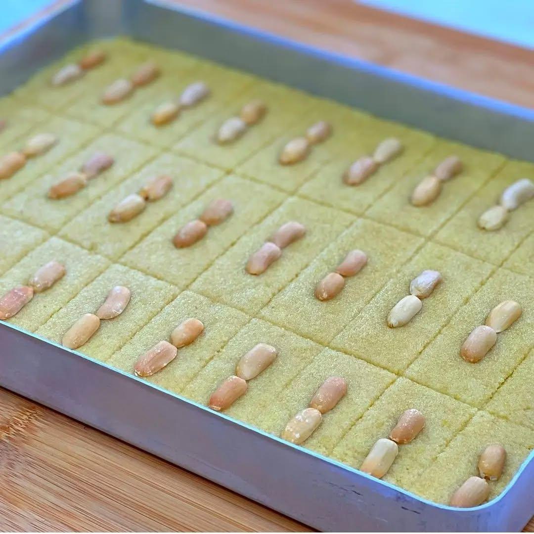 Turkish Shambali Semolina Dessert