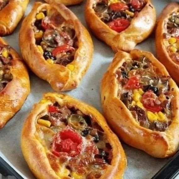 Turkish Mushroom Pide