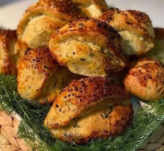Dill and Carrot Poğaça