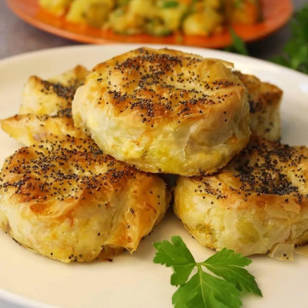 Crispy Leek Börek
