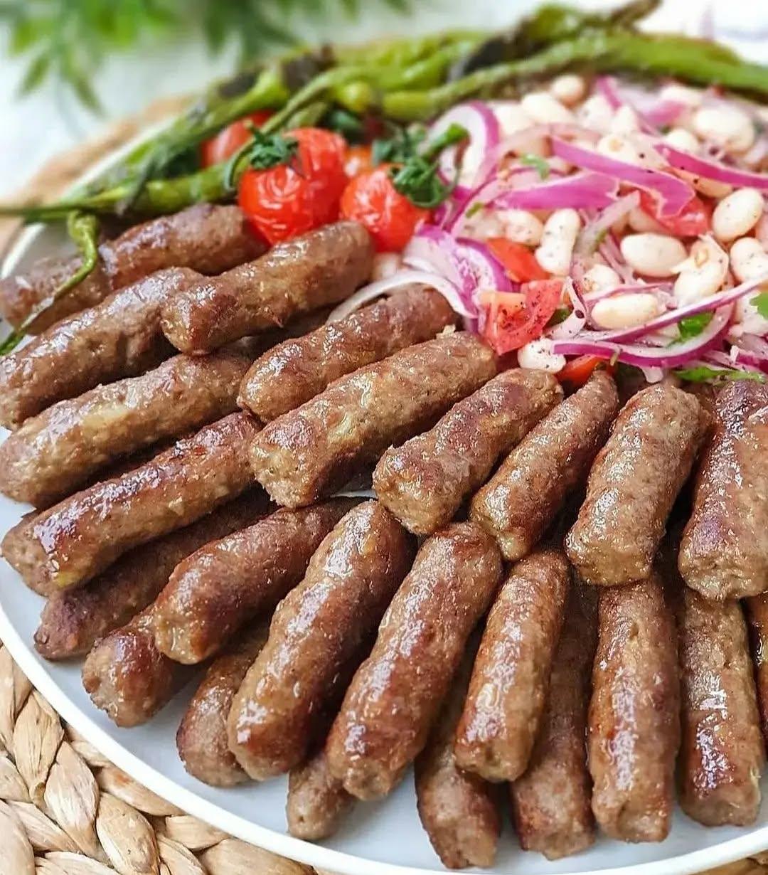 Tekirdağ Meatballs with Piyaz Salad