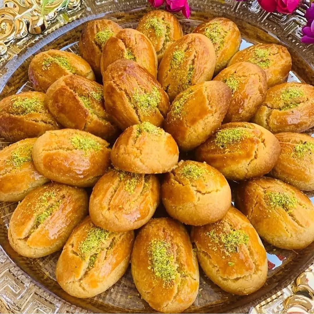 Turkish Semolina Cookies with Syrup