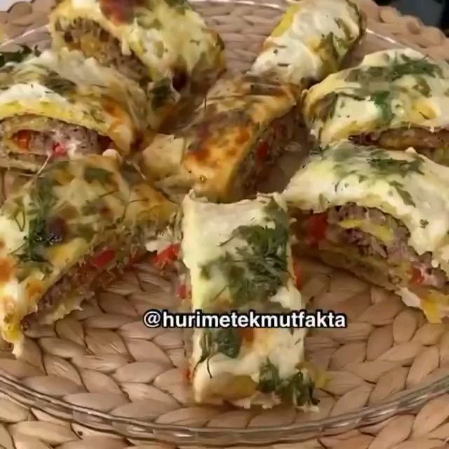 Baked Potato Casserole with Meat Filling