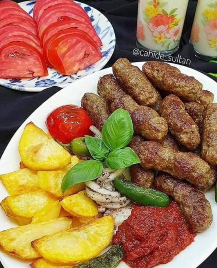 Tekirdağ Meatballs with Special Sauce