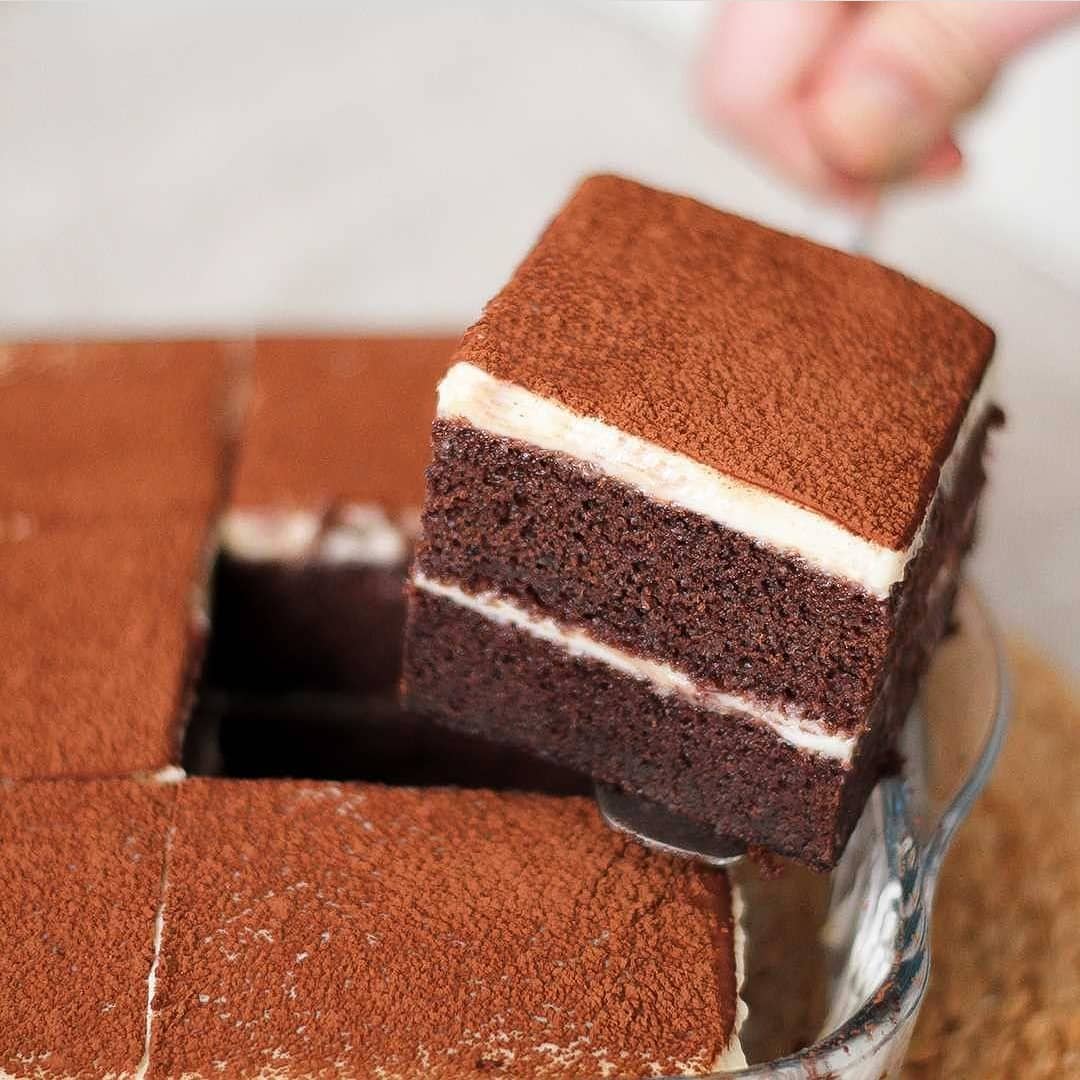 Turkish Muhallebi Pudding Cake