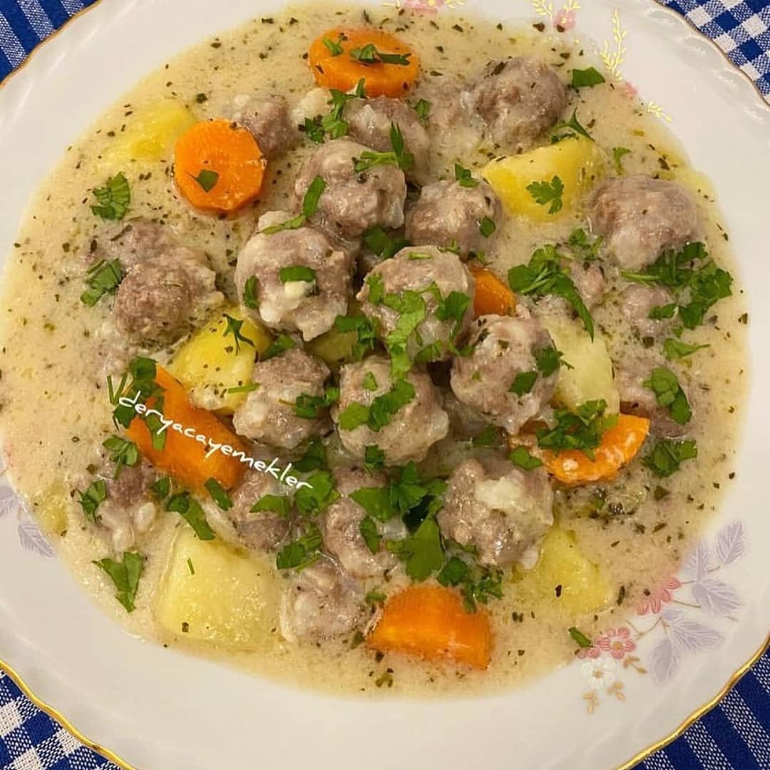 Turkish Yogurt Meatball Soup