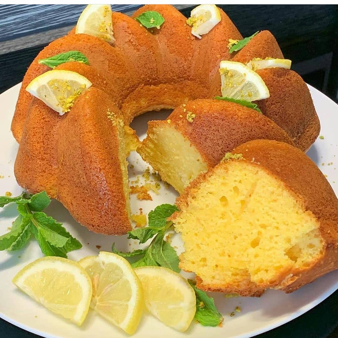 Lemon Cake with Zest and Juice
