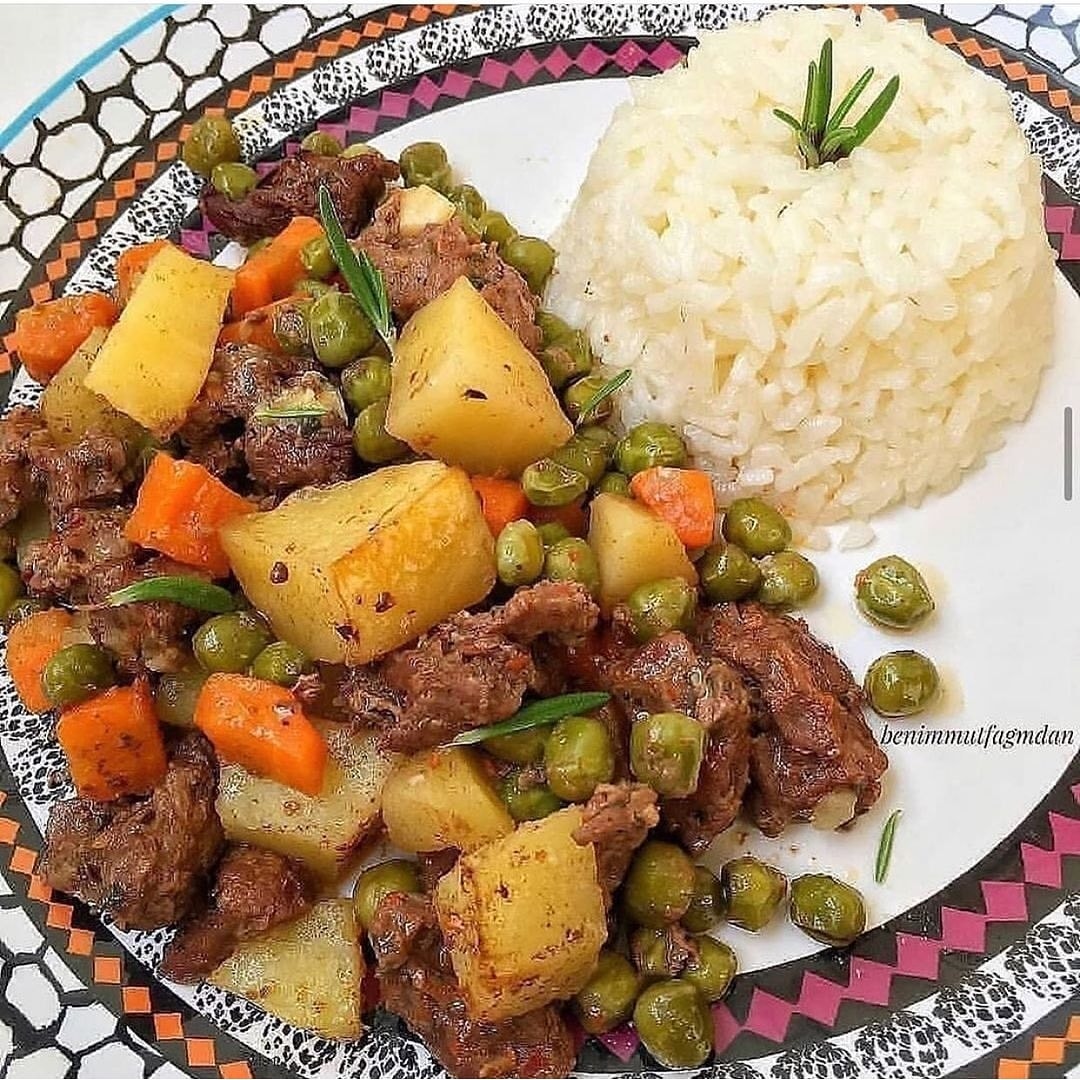 Oven-Bag Beef and Vegetable Bake