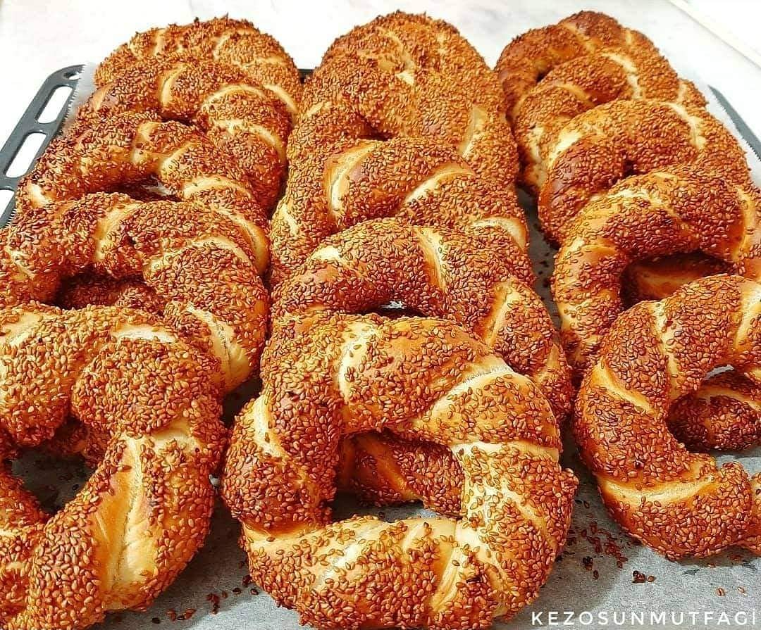Homemade Crispy Turkish Simit