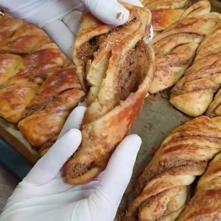 Turkish Poppy Seed Braid