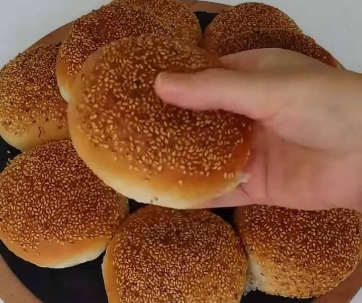 Turkish Sesame Cheese Pastry