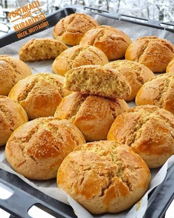 Soft Turkish Mother's Cookies