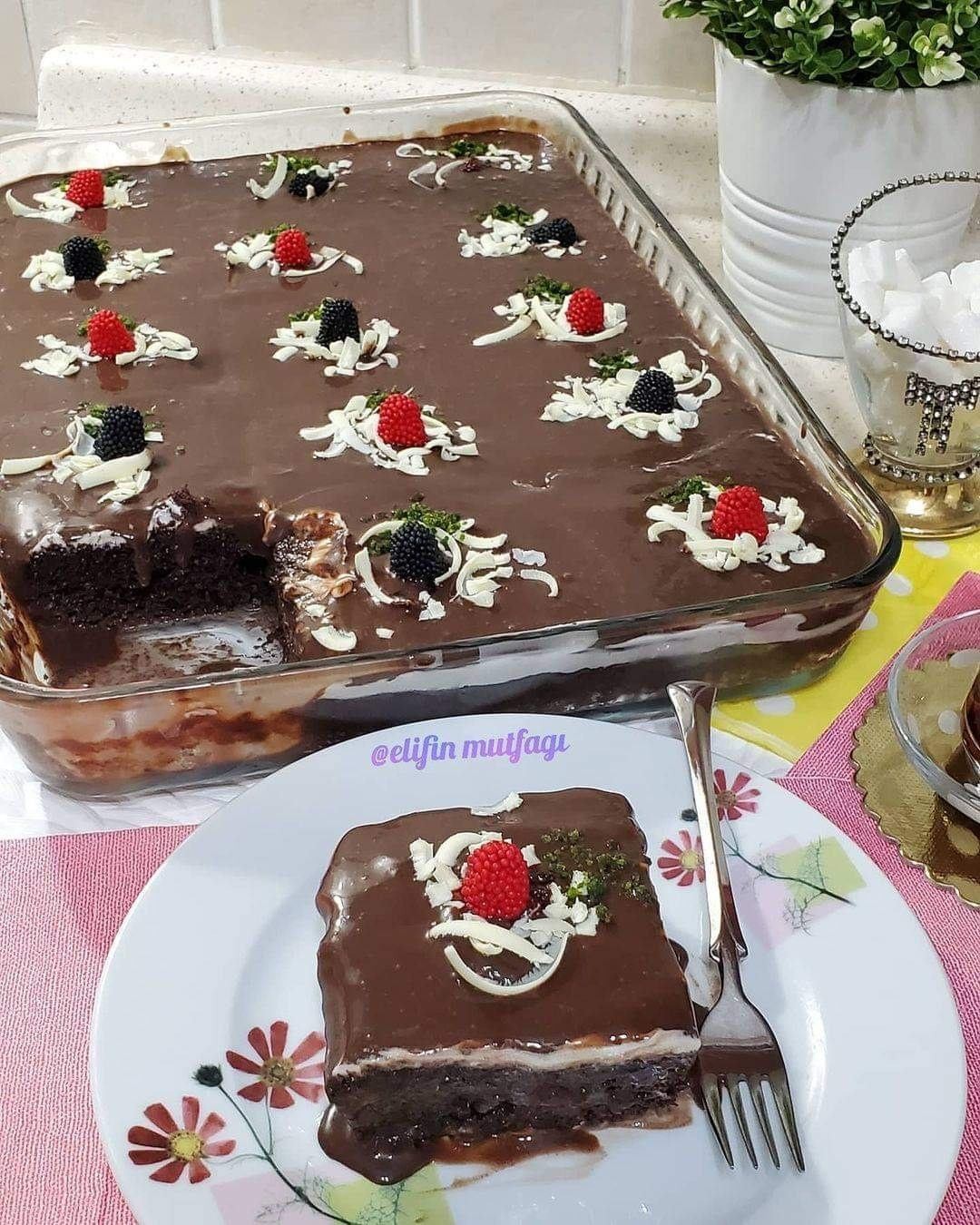 Turkish Chocolate Crying Cake