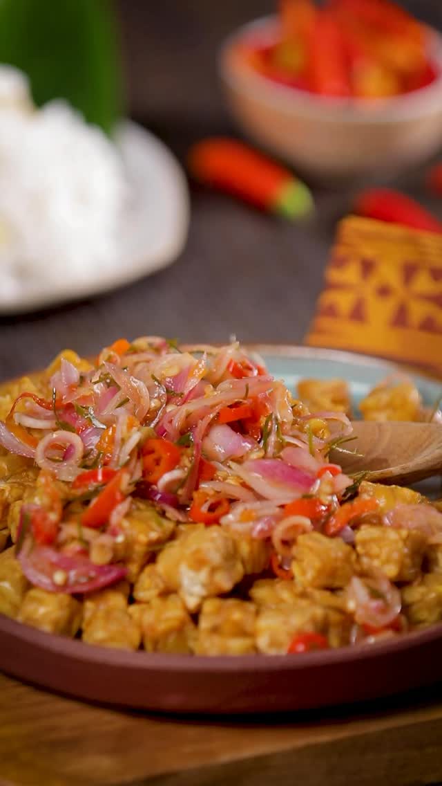 Crispy Tempe with Balinese Raw Sambal
