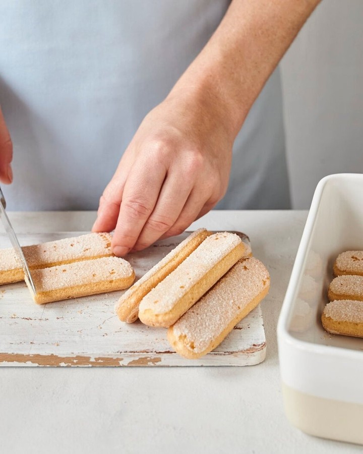 Summer Peach Tiramisu Dessert for Gatherings