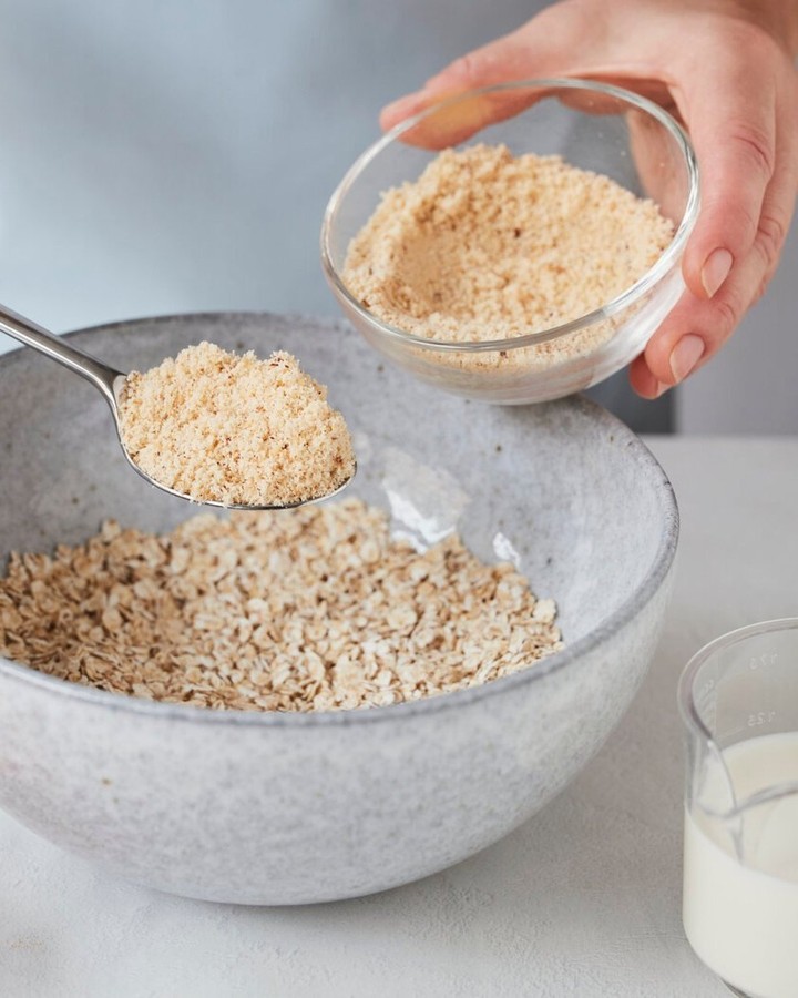 Overnight Swiss Bircher Muesli with Yogurt