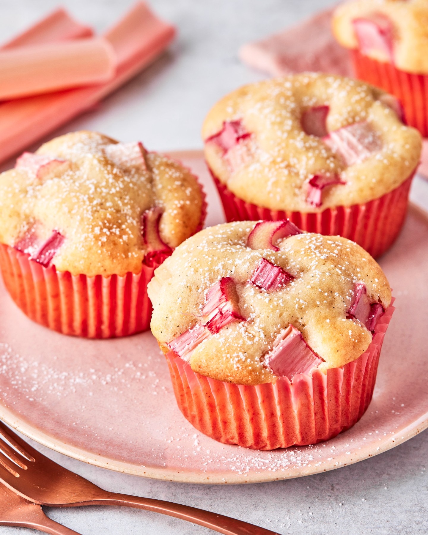 Simple Rhubarb Muffins with Powdered Sugar