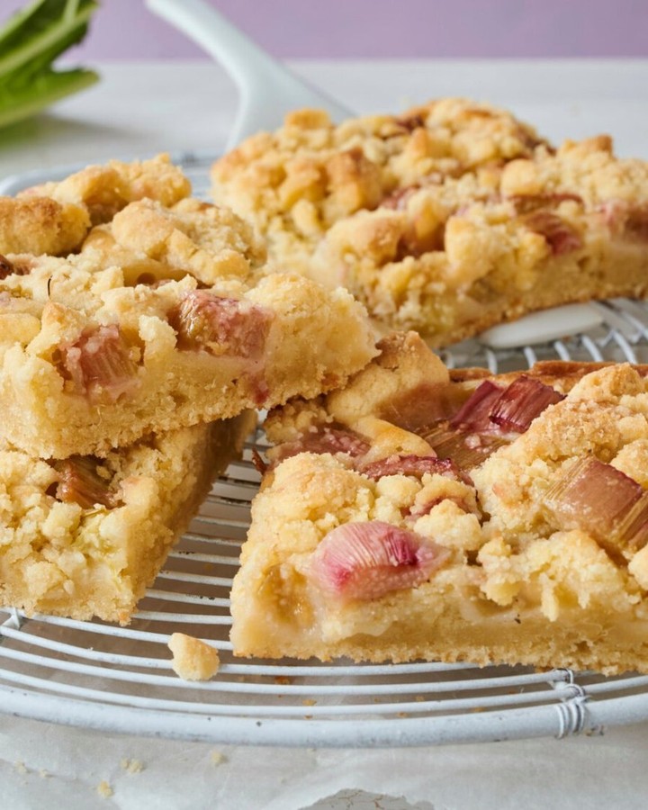 Vegan Rhubarb Sheet Cake with Crumble Topping