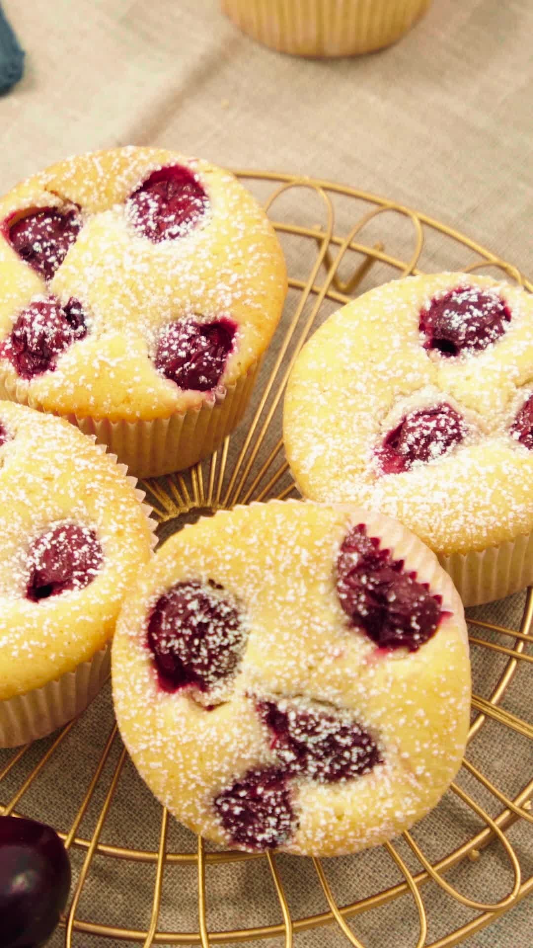 Quick 15-Minute Cherry Muffins