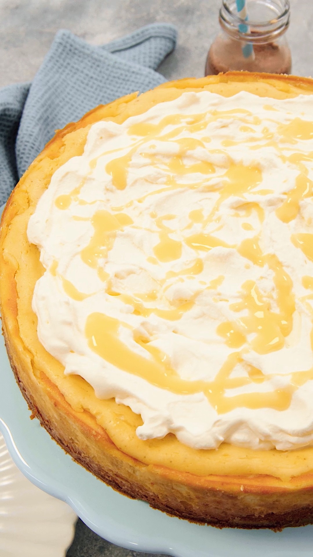 Eggnog Cheesecake with Chocolate Crust