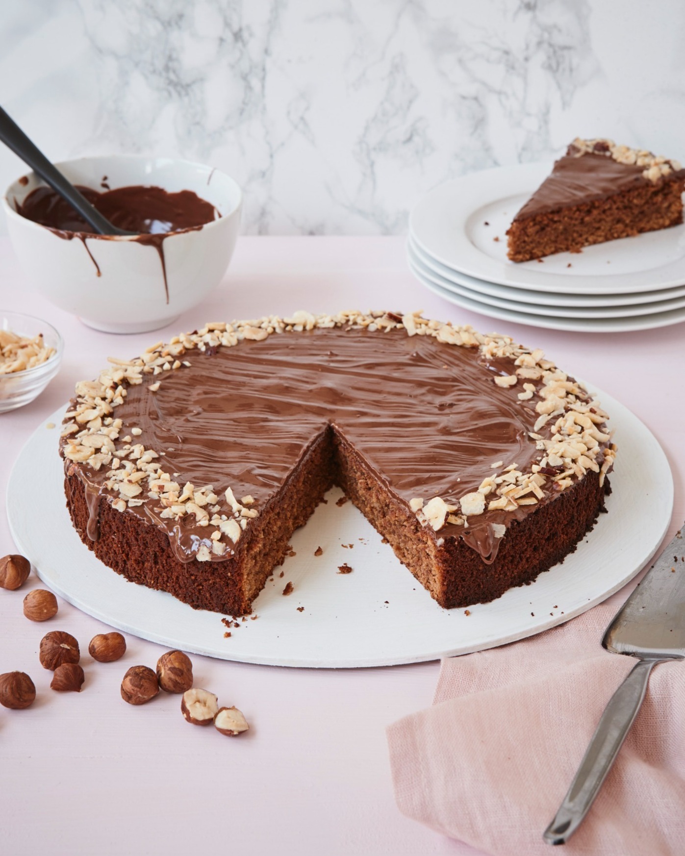Easy Fluffy Nougat Hazelnut Party Cake