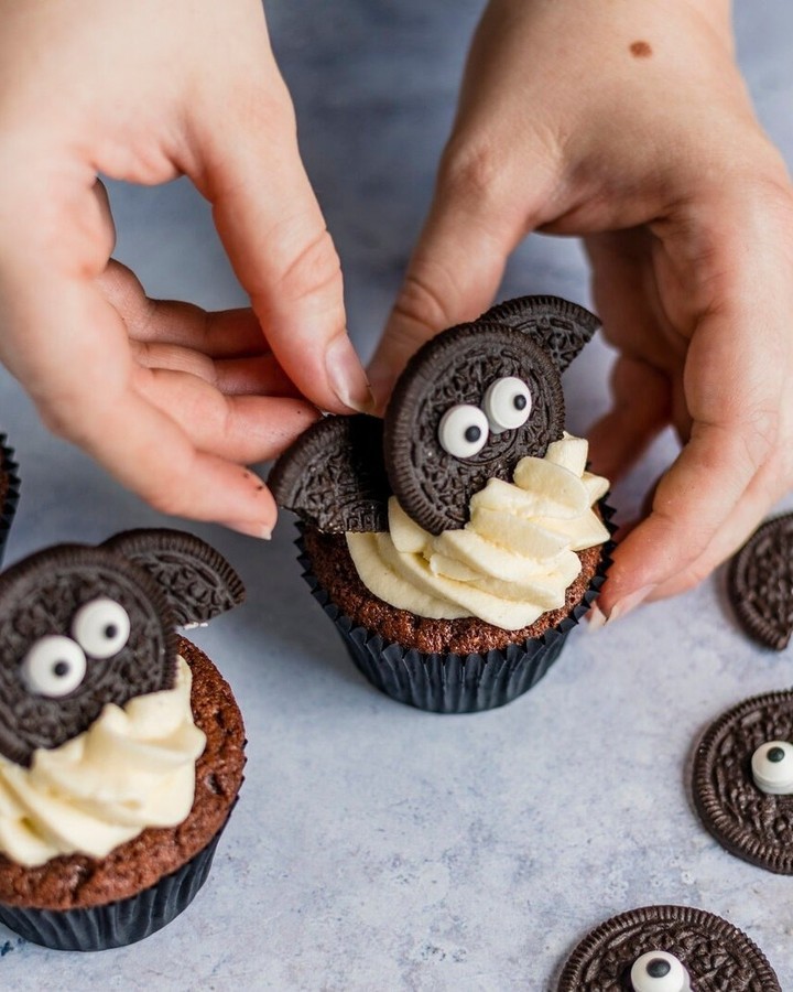 Spooky Halloween Chocolate Bat Muffins