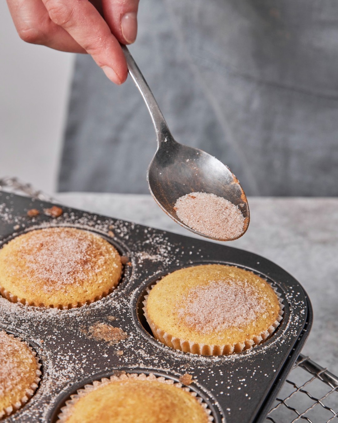 Cinnamon Churro Cupcakes with Cream Cheese Frosting