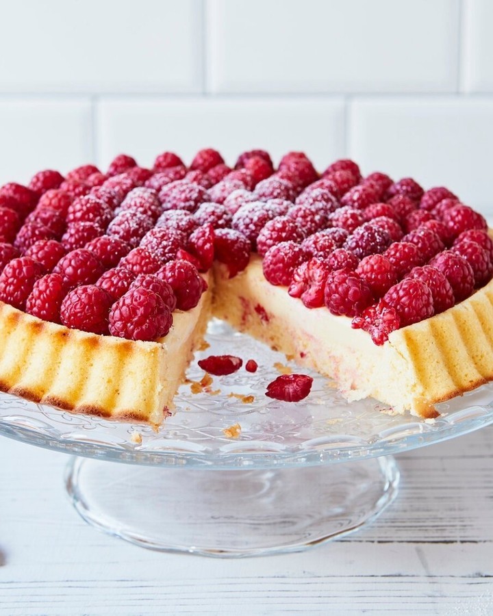 Easy Raspberry Vanilla Pudding Cake