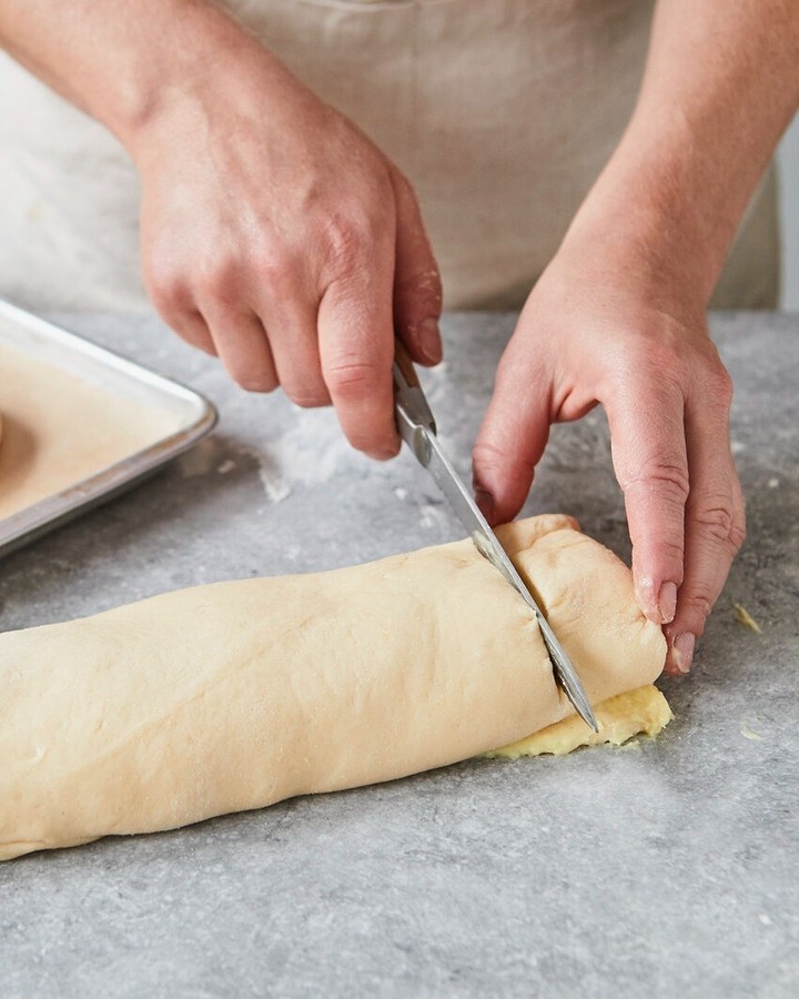 German Vanilla Pudding Rolls
