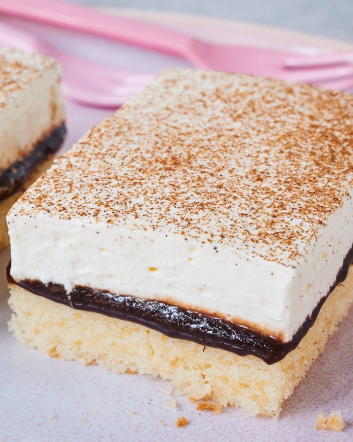 German Plum Puree Sheet Cake